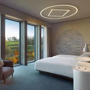 فندق Hyatt Place Zurich Airport The Circle, كلوتان