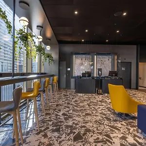 Radisson & Zurich Aparthotel