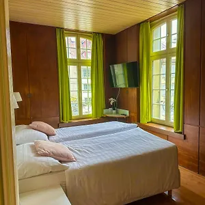 Nydeck Hotel